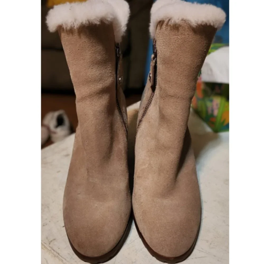 Michael Kors Heeled Fleece Lined Booties Size 7.5M - Picture 8 of 8
